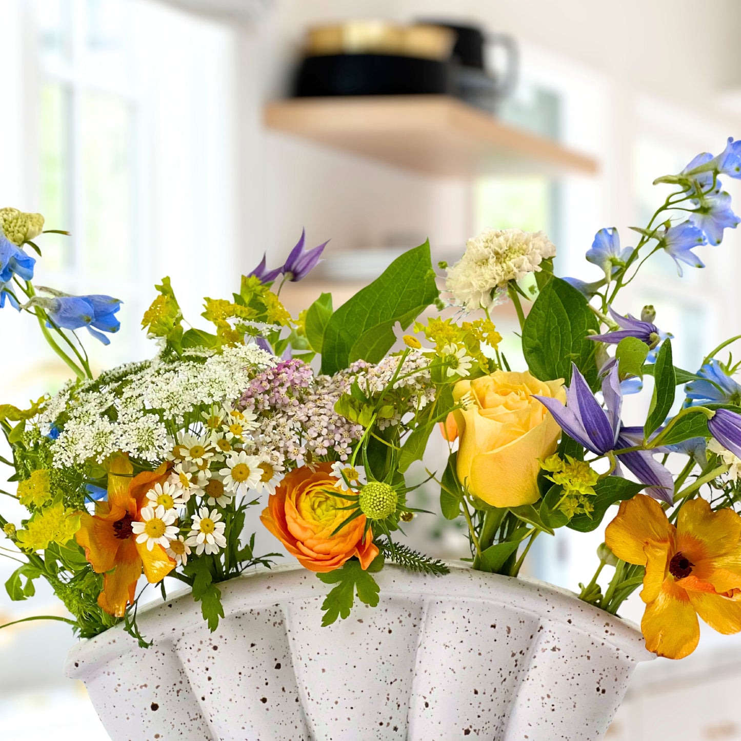 sunspun melody bud vase