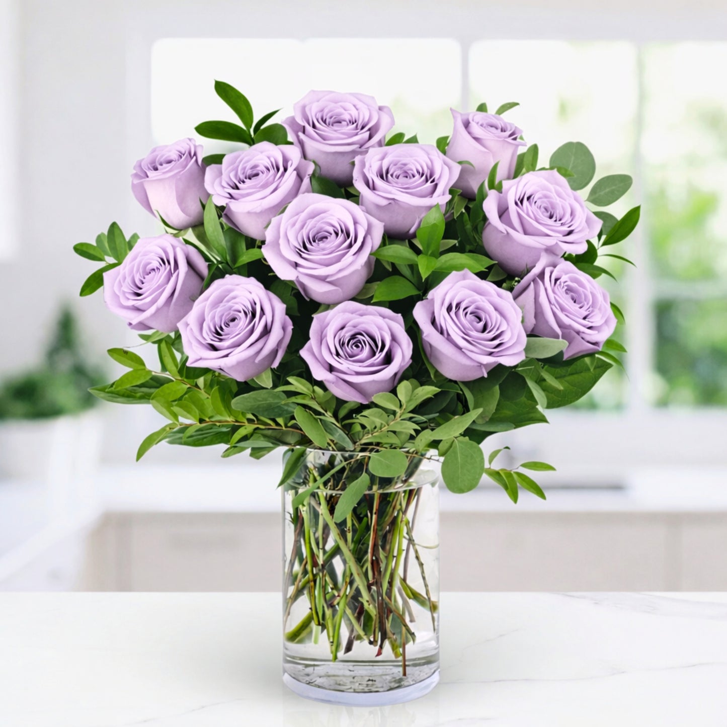 classic: 12 signature roses