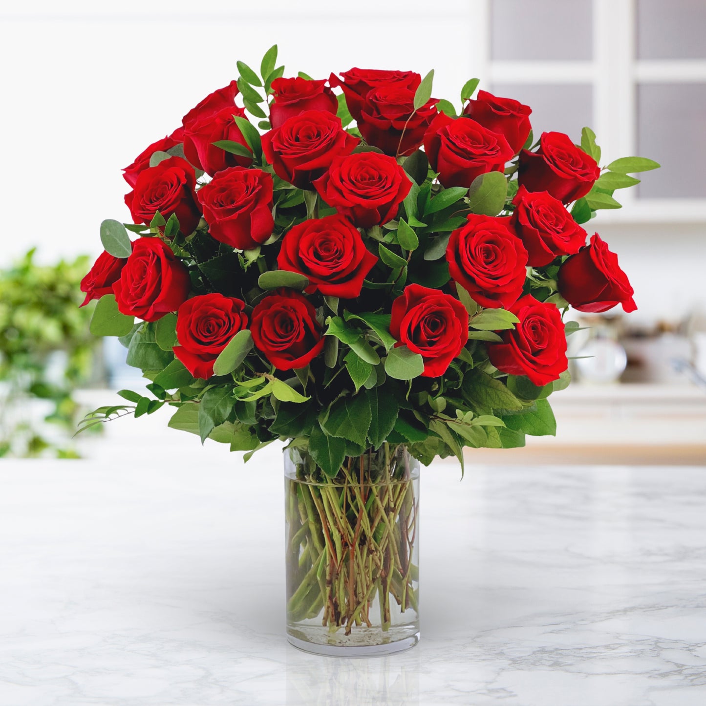 grand: 24 signature roses