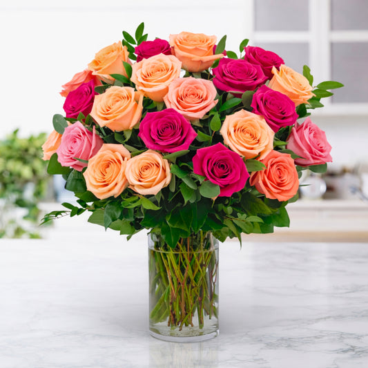 Grand: 24 Mixed Roses