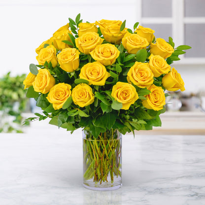 Grand: 24 Signature Roses
