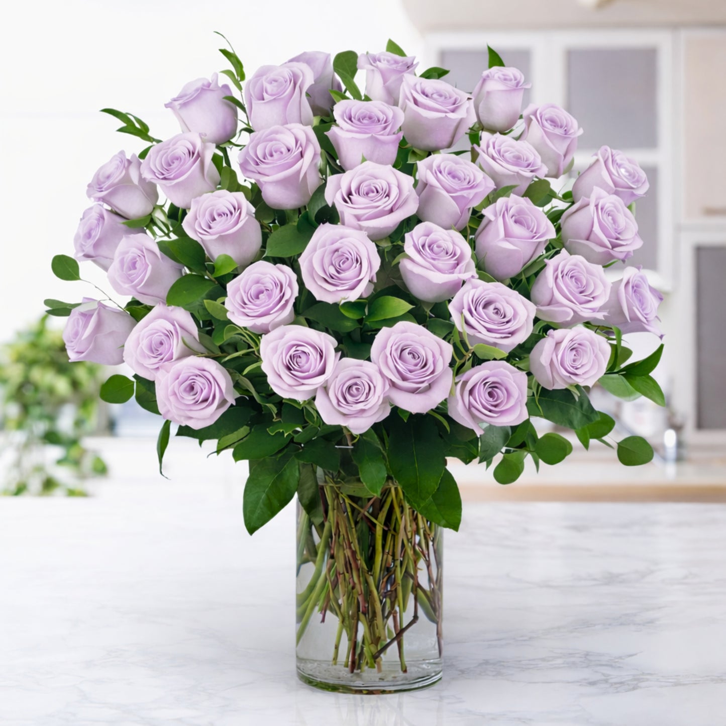 statement: 36 signature roses