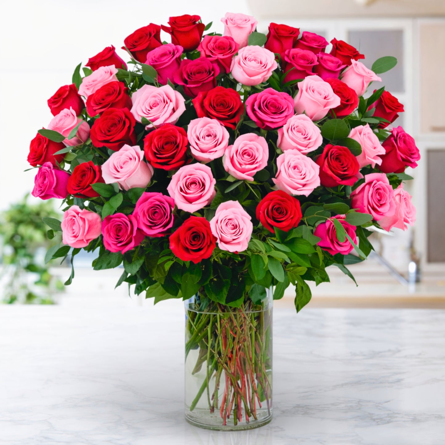 luxe: 48 mixed roses