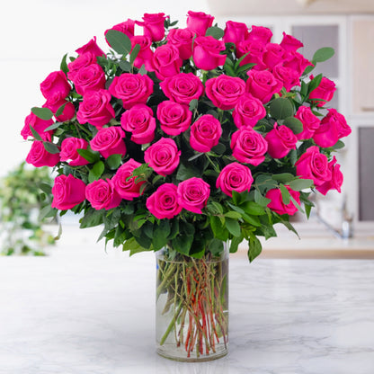 Luxe: 48 Signature Roses