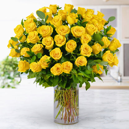 Luxe: 48 Signature Roses