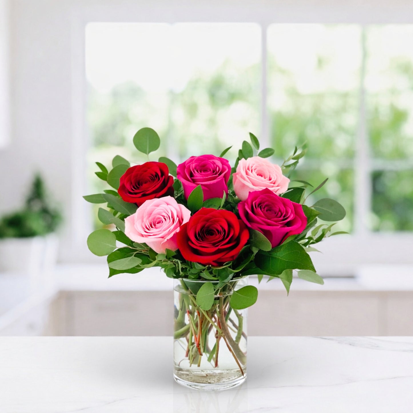 petite: 6 mixed roses