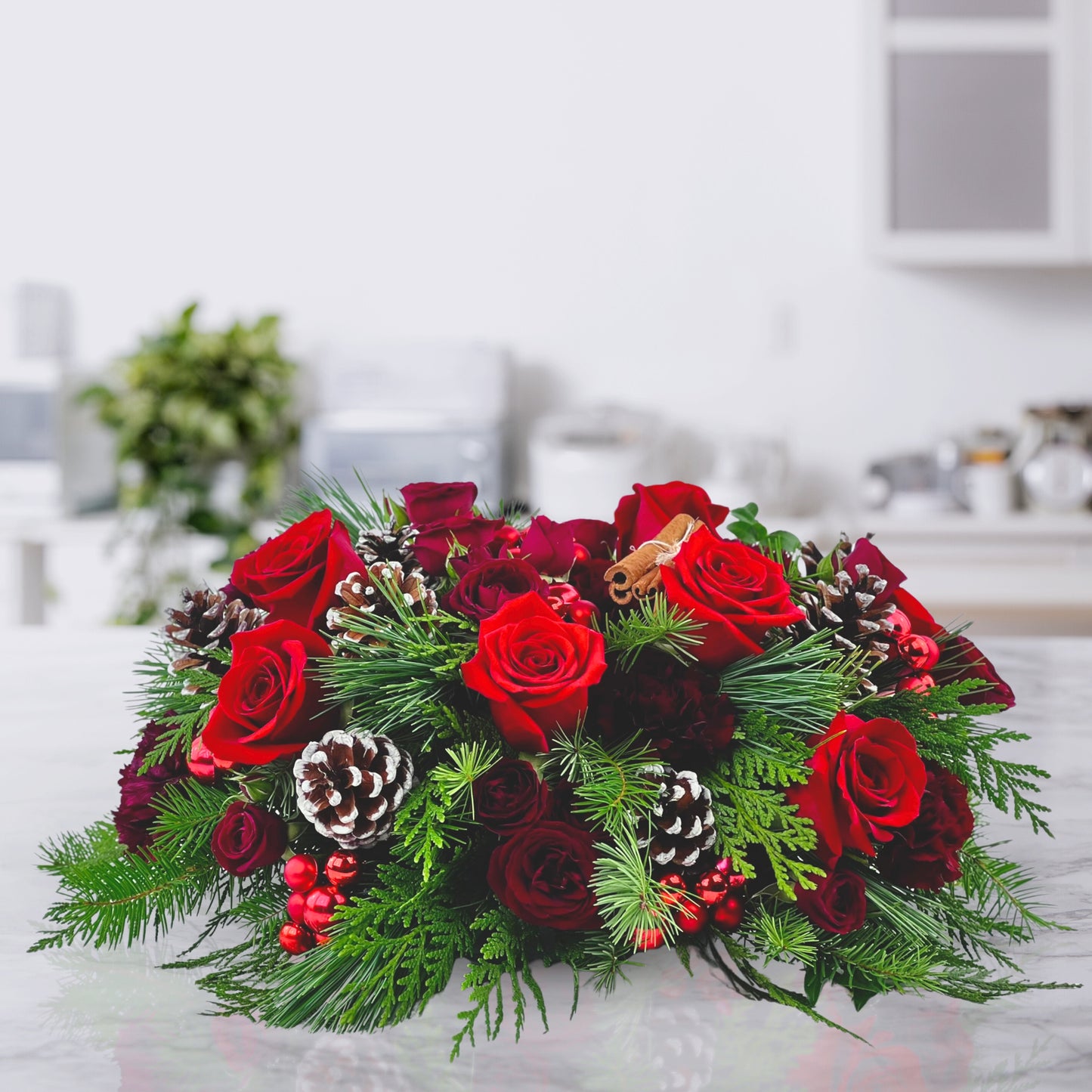 crimson & cinnamon centerpiece