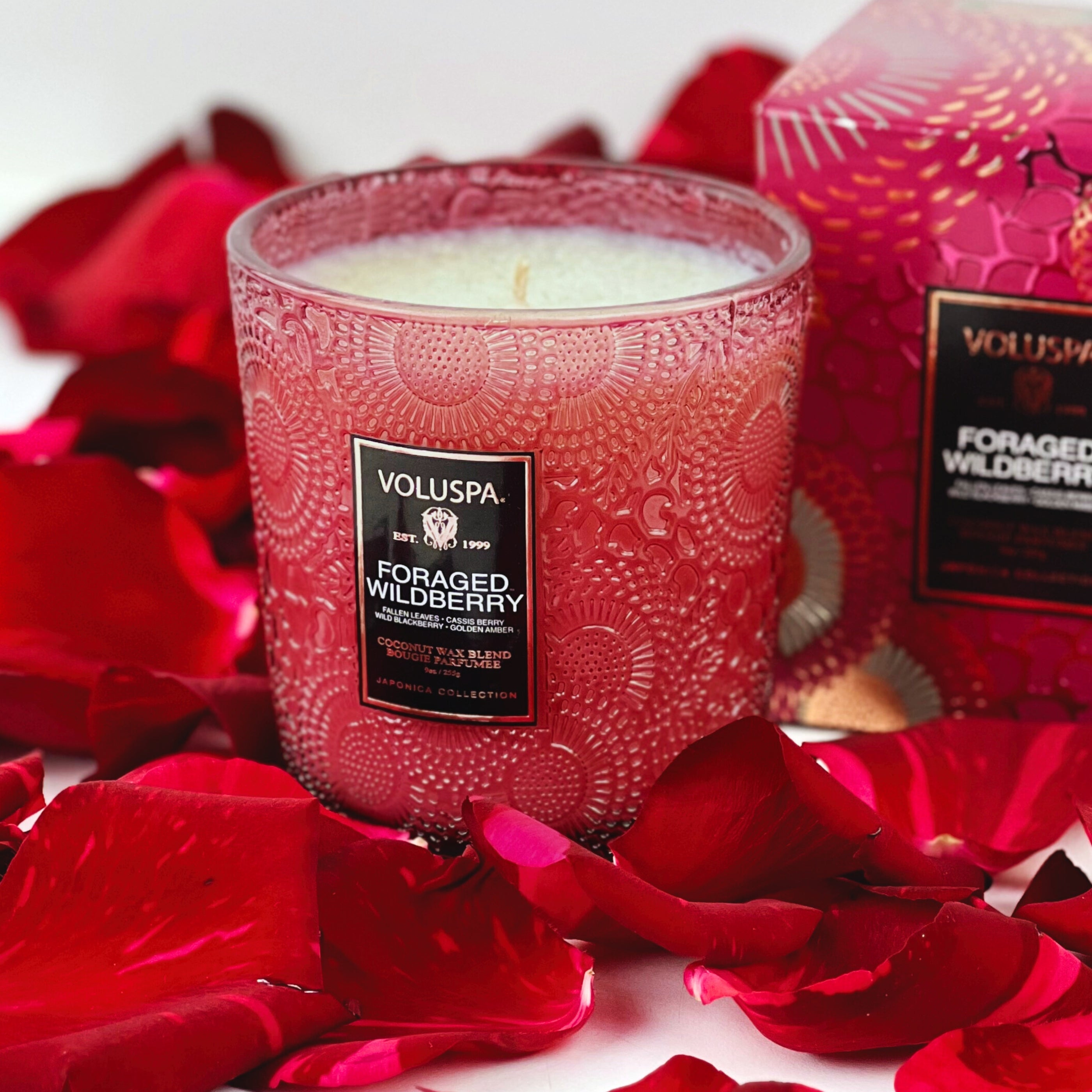 Voluspa Foraged Wildberry Candle