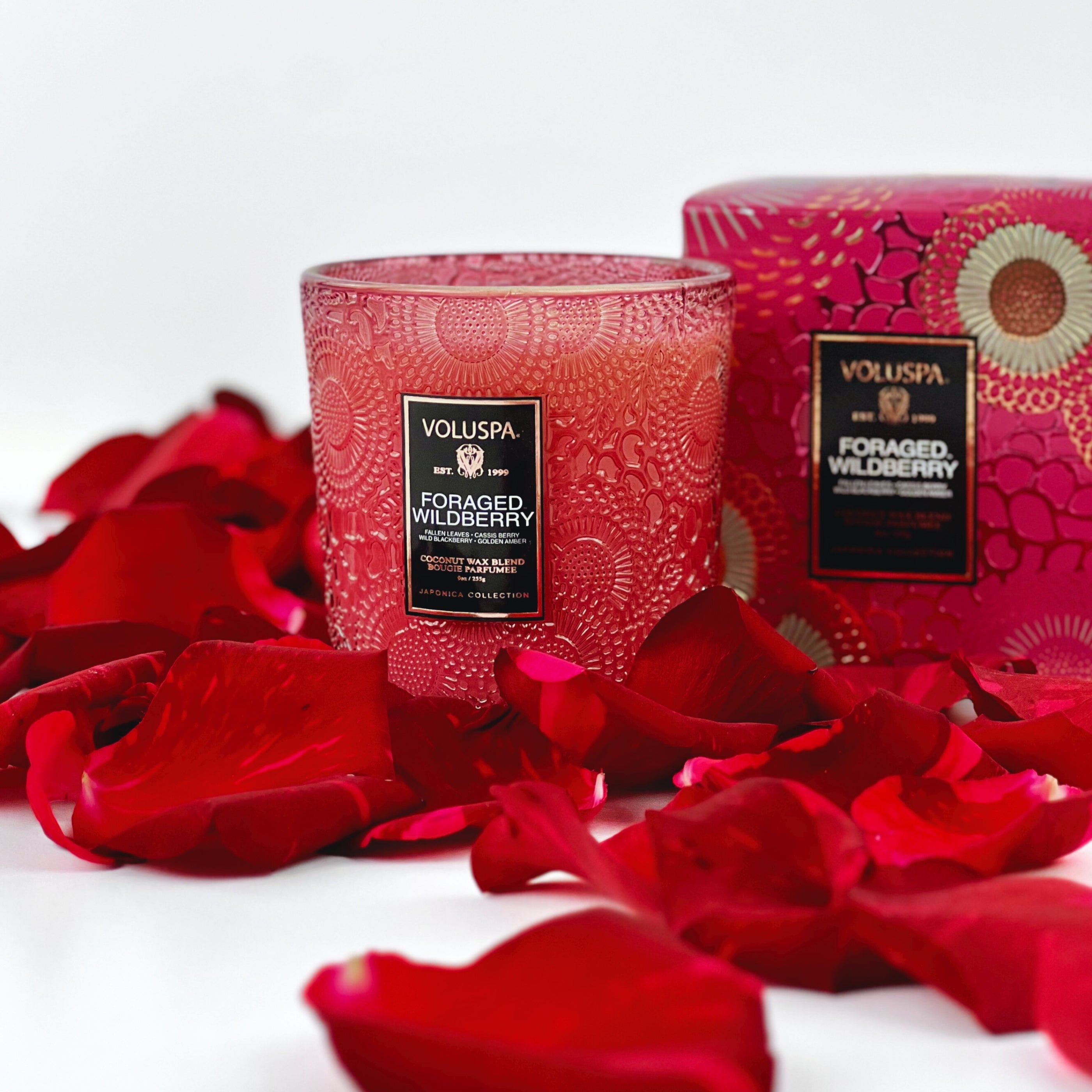 Voluspa Foraged Wildberry Candle - Thumbnail 3